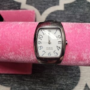Silpada Designs Womens Analog Quartz Watch